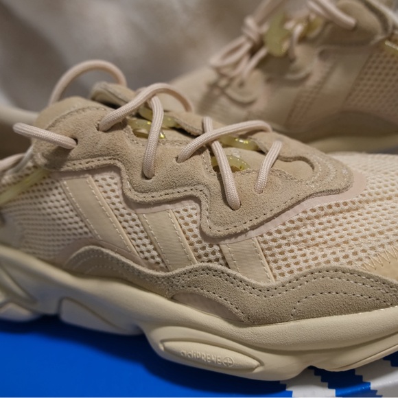 Adidas Ozweego Sneakers (Brand New S8.5) - Picture 3 of 8